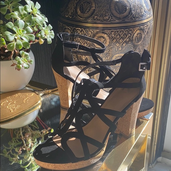 Heeled shoes 🖤🤎 - Picture 1 of 1